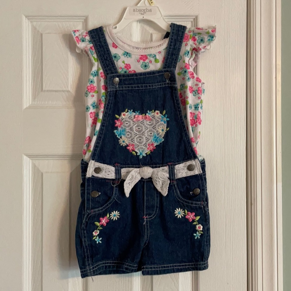 Adorable overalls set!